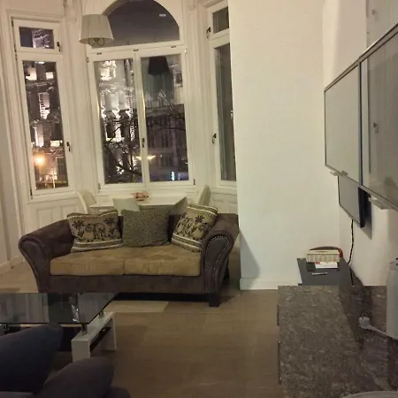 Aos Luxury Apar Апартаменты Будапешт